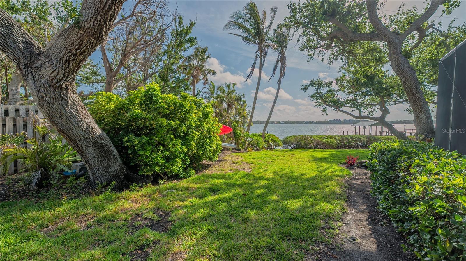 Image 50 of 71 For 1042 Casey Key Road