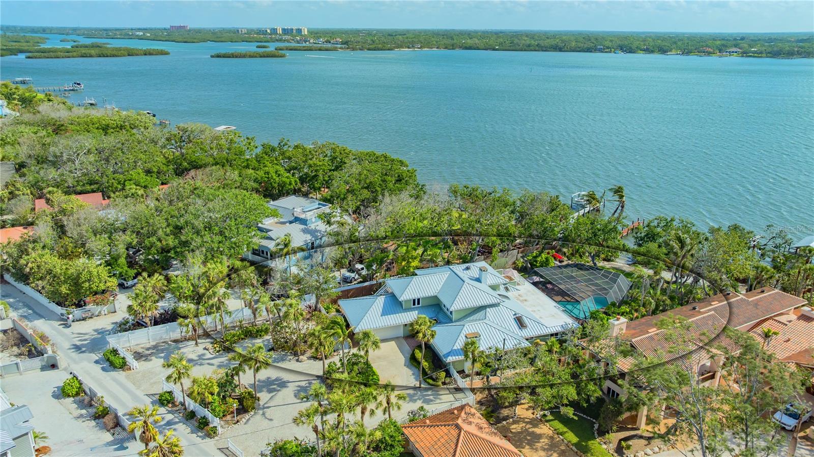 Image 57 of 71 For 1042 Casey Key Road