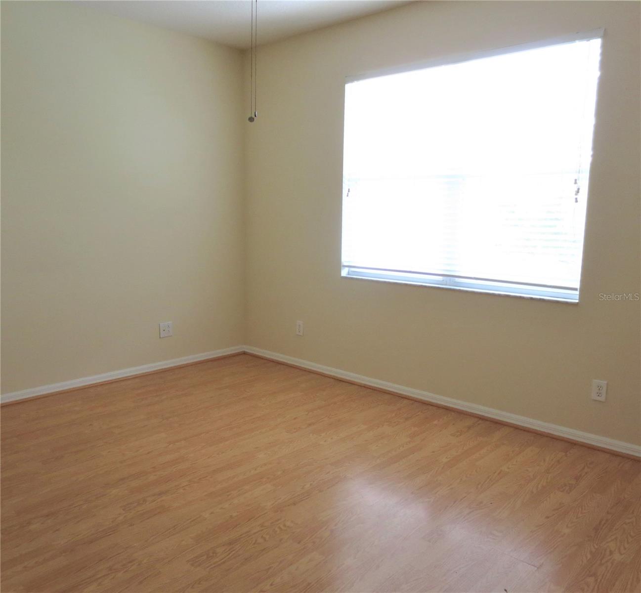 Image 7 of 22 For 4006 Crabtree Avenue