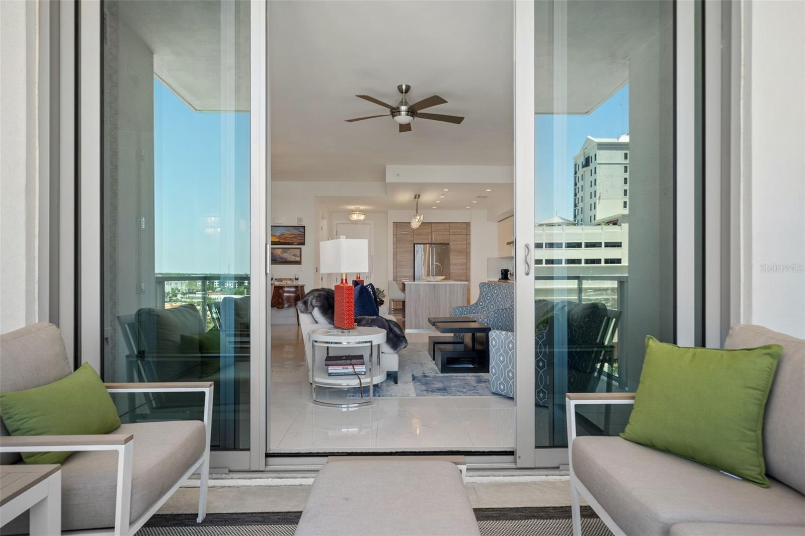 Image 31 of 89 For 111 Pineapple Avenue 716
