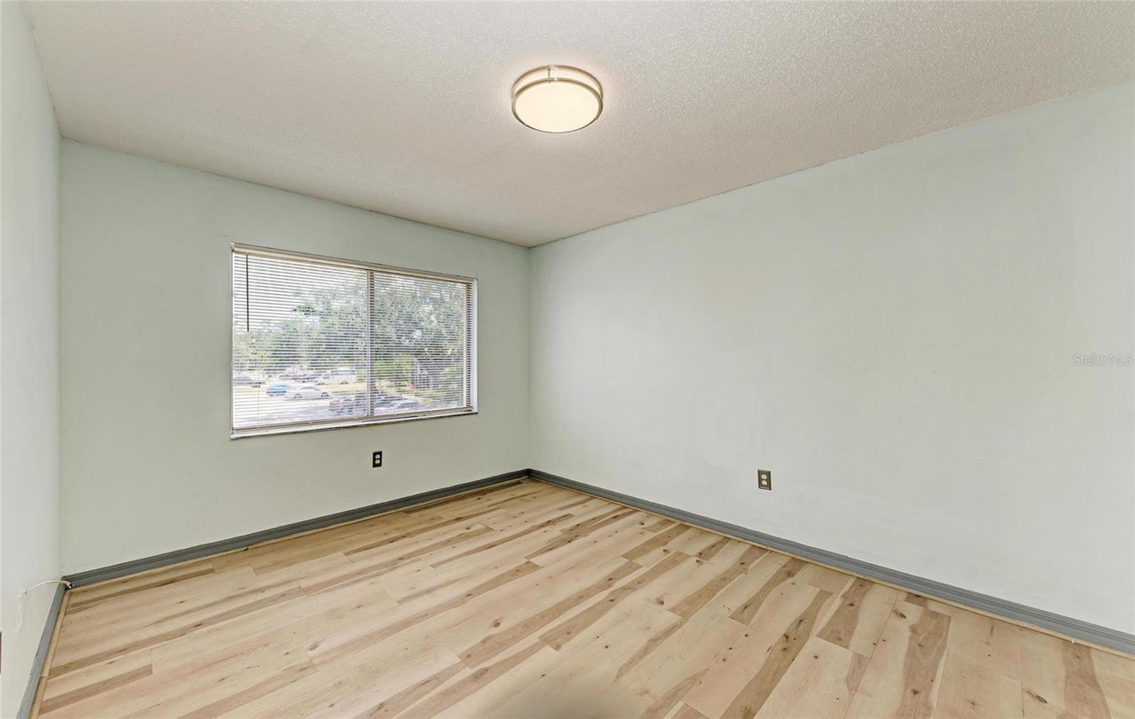 Image 17 of 30 For 5400 26th Street W C45