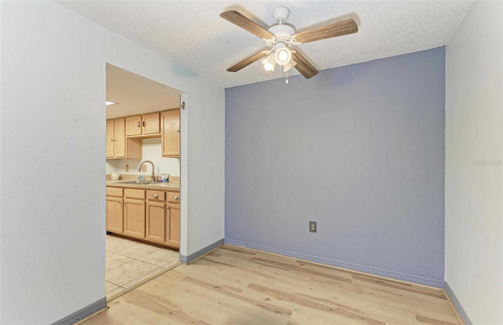 Image 6 of 30 For 5400 26th Street W C45
