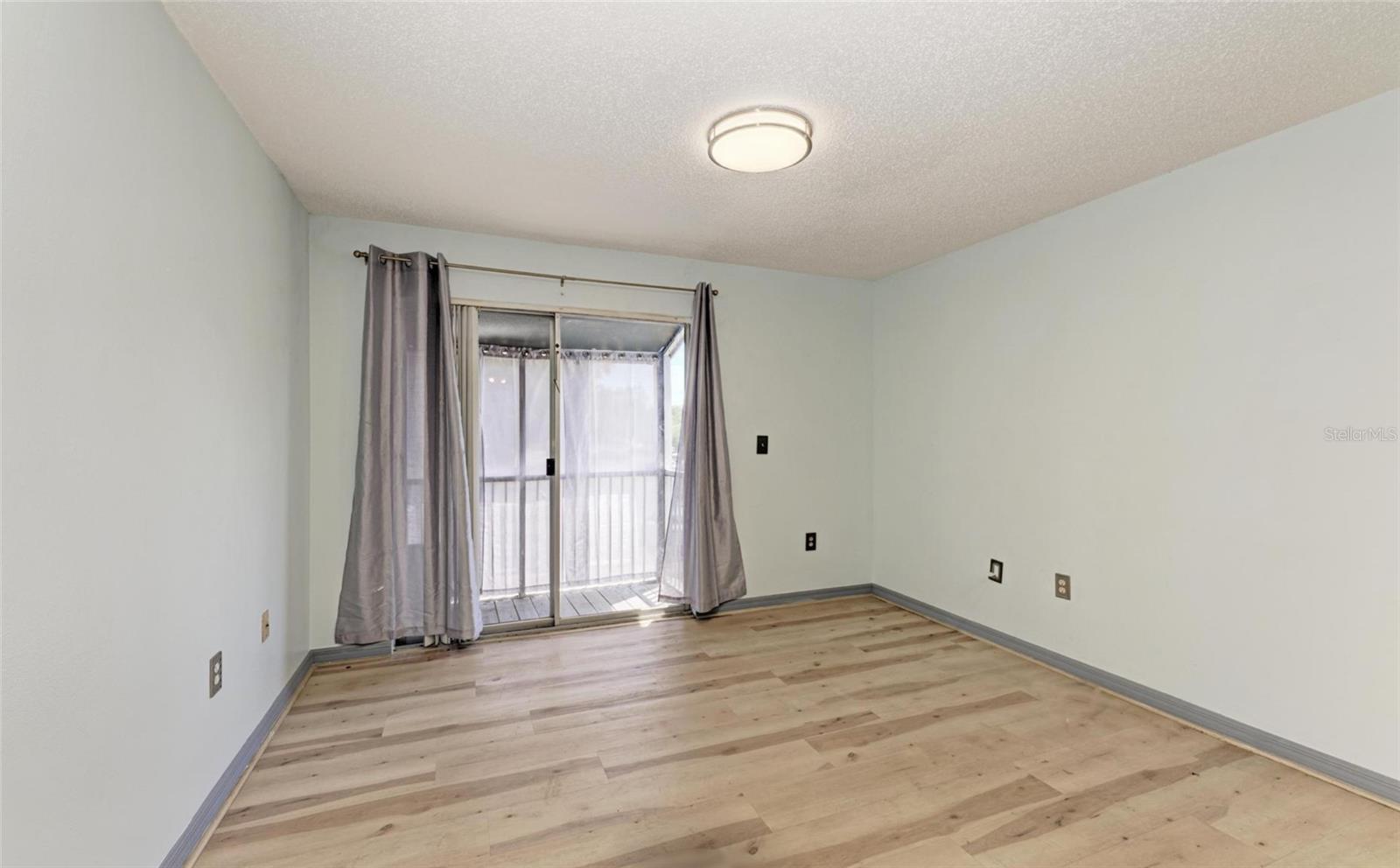 Image 8 of 30 For 5400 26th Street W C45