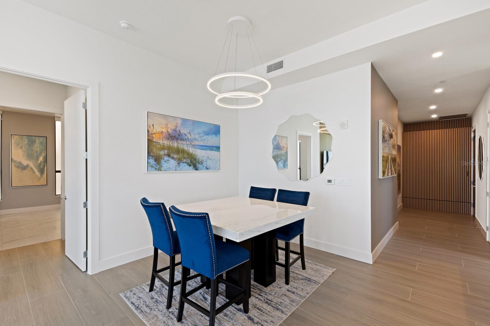 Image 6 of 64 For 33 Palm Avenue 1001