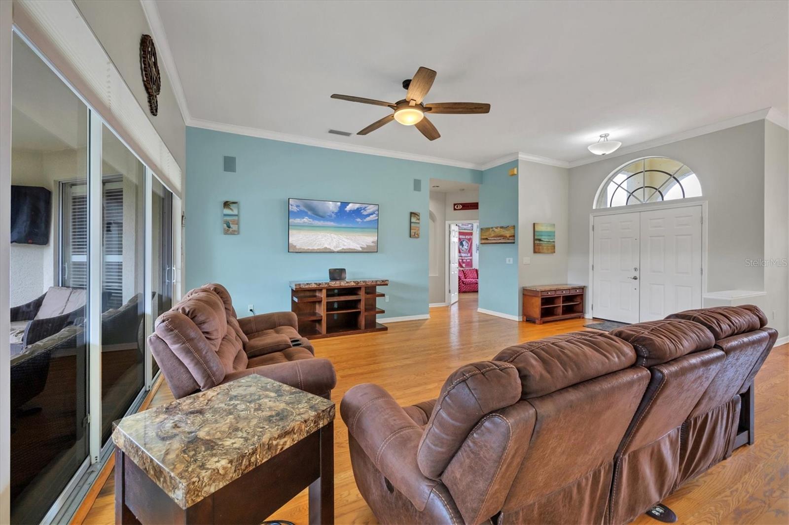 Image 11 of 50 For 5106 Far Oak Circle