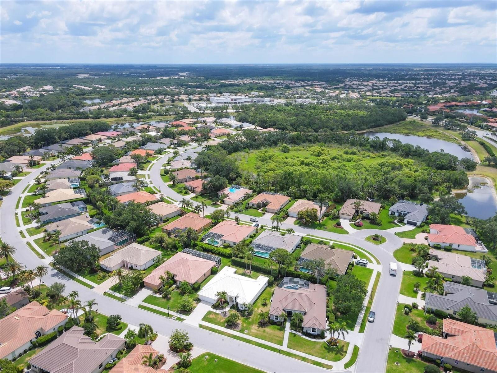 Image 3 of 50 For 5106 Far Oak Circle