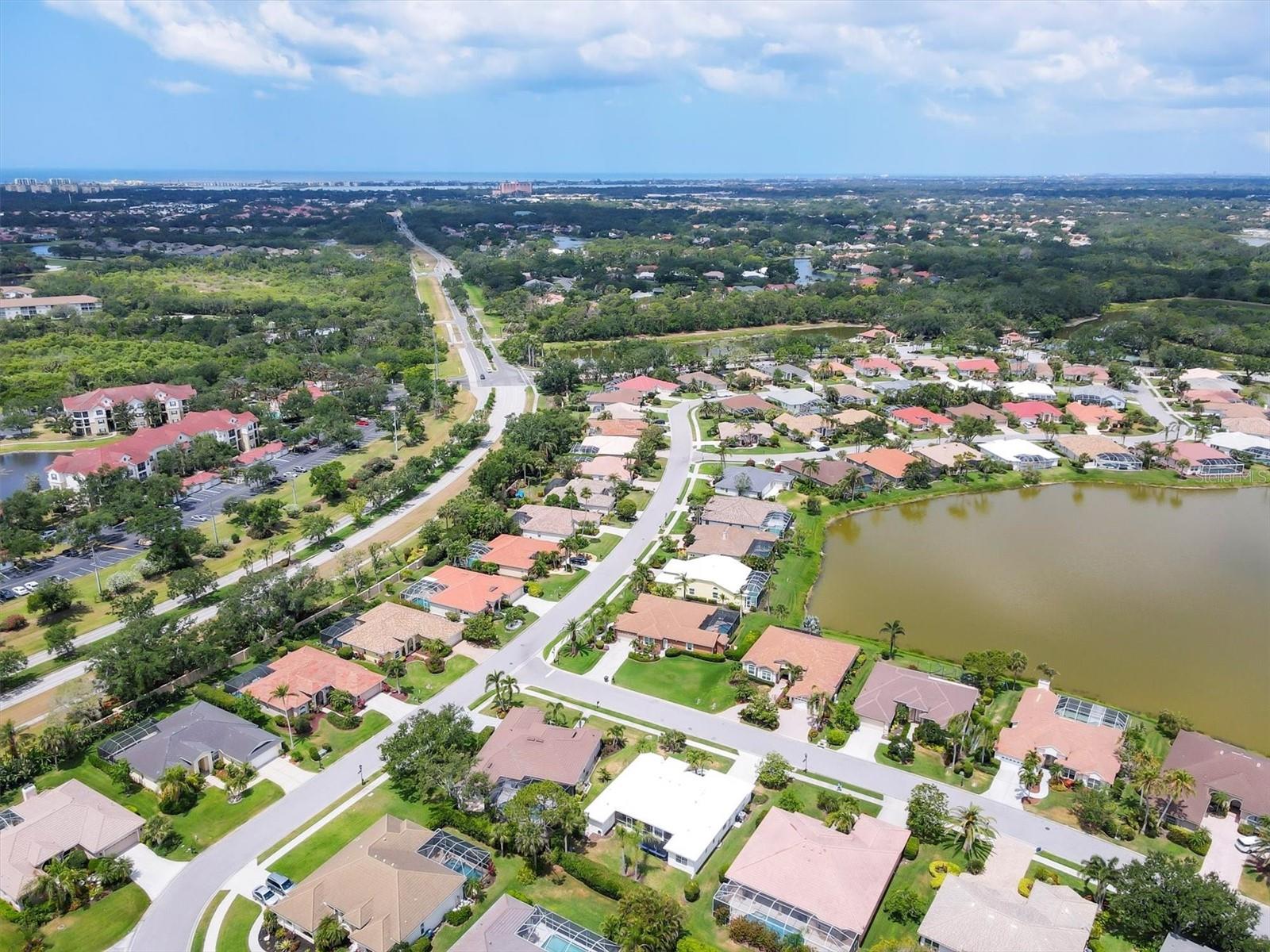 Image 41 of 50 For 5106 Far Oak Circle