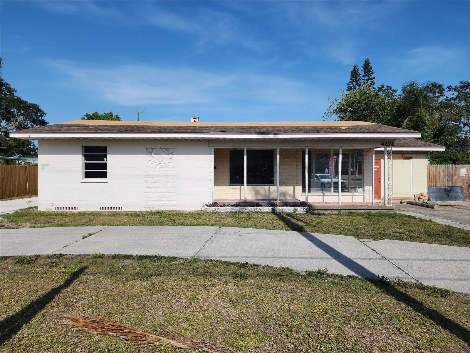 Image 3 of 27 For 4221 26th Street W