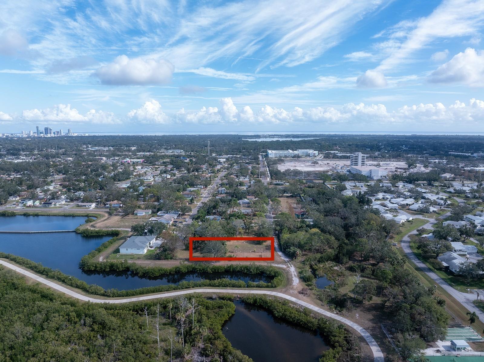 Image 3 of 19 For 3927 30th Avenue S