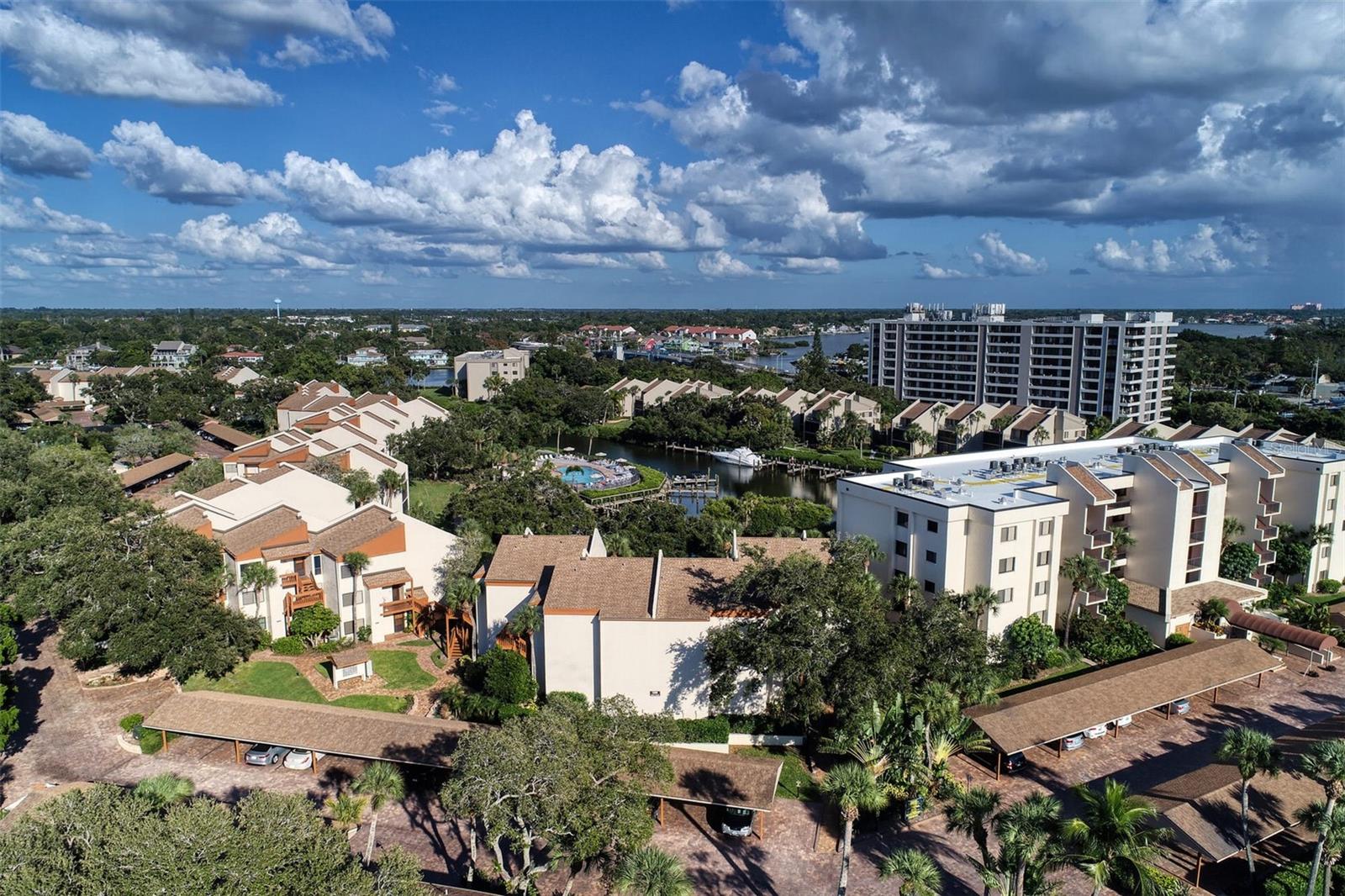 Listing photo id 1 for 1200 Cove Ii Place 832