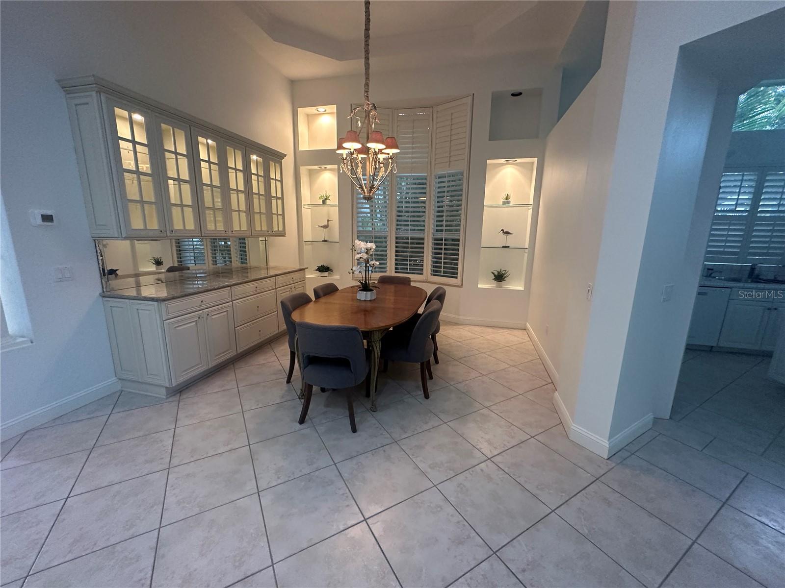 Image 10 of 33 For 3605 Fair Oaks Place