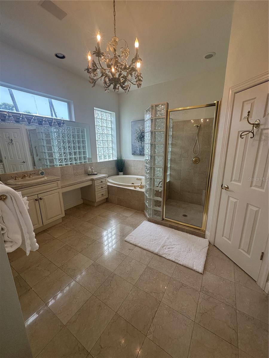 Image 17 of 33 For 3605 Fair Oaks Place