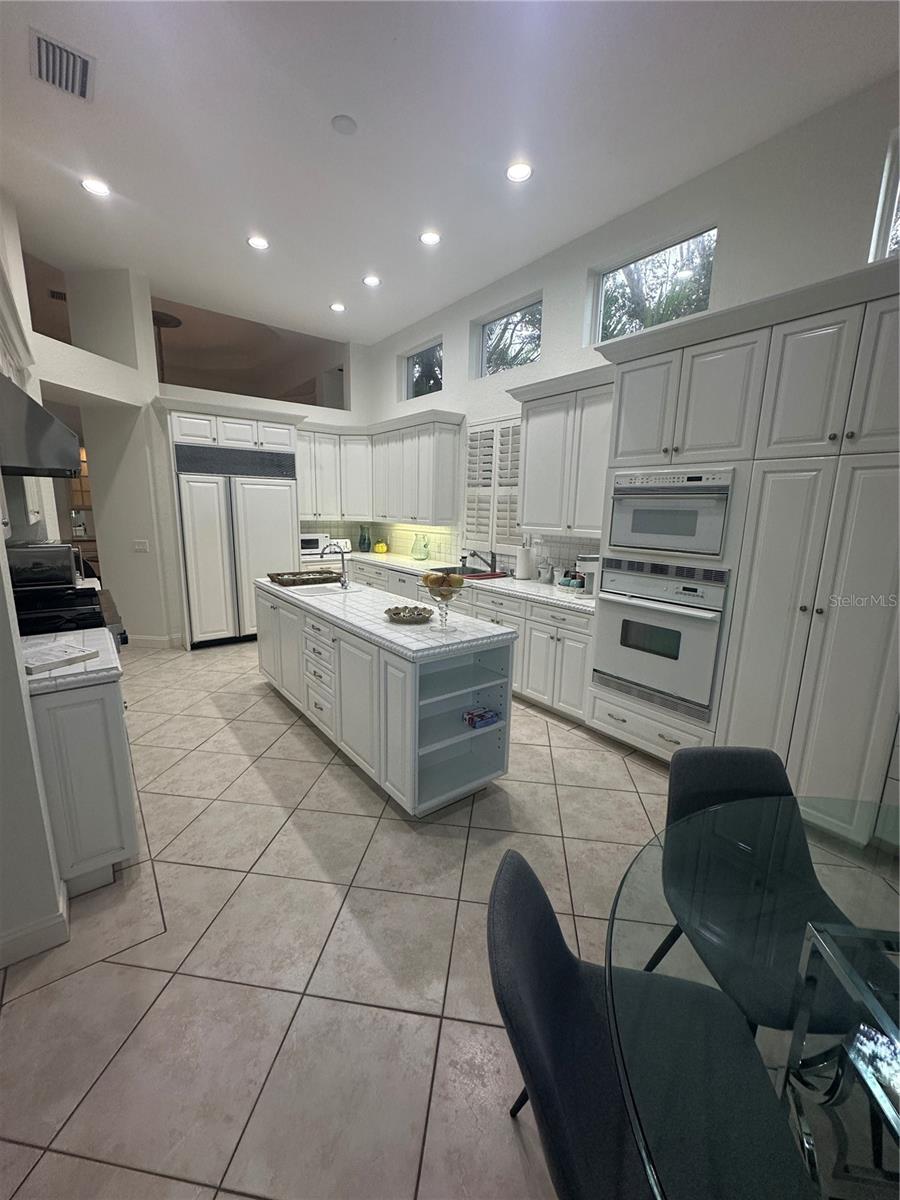 Image 2 of 33 For 3605 Fair Oaks Place