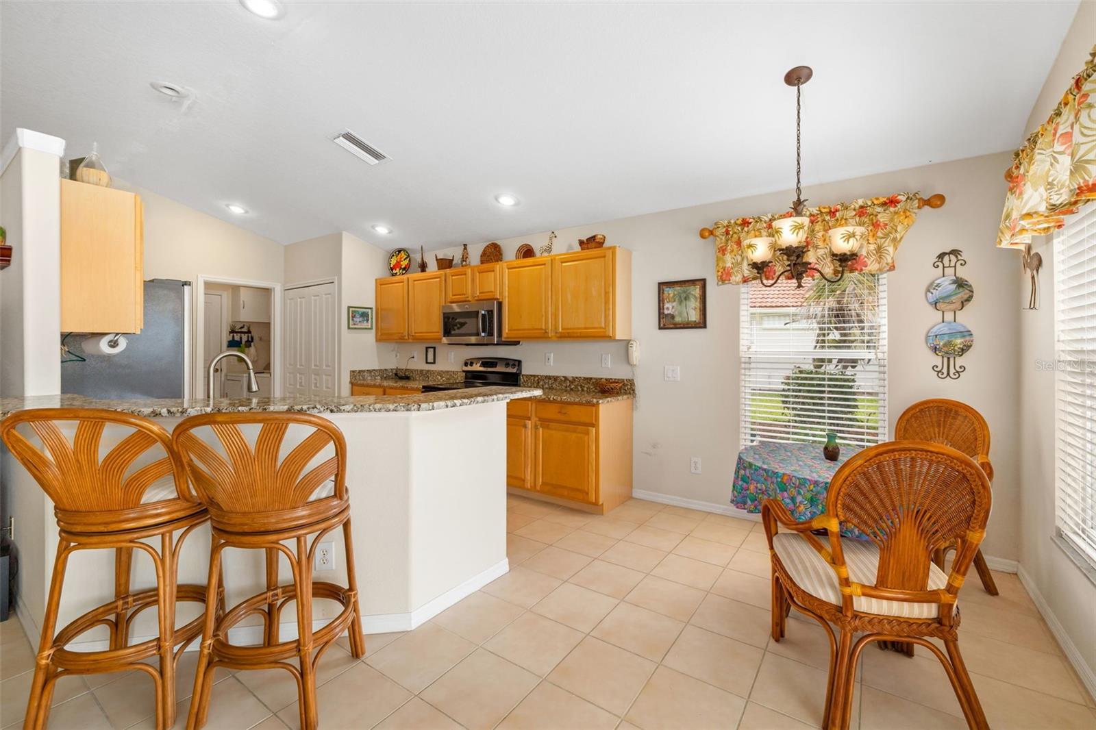 Image 12 of 71 For 128 Braemar Avenue