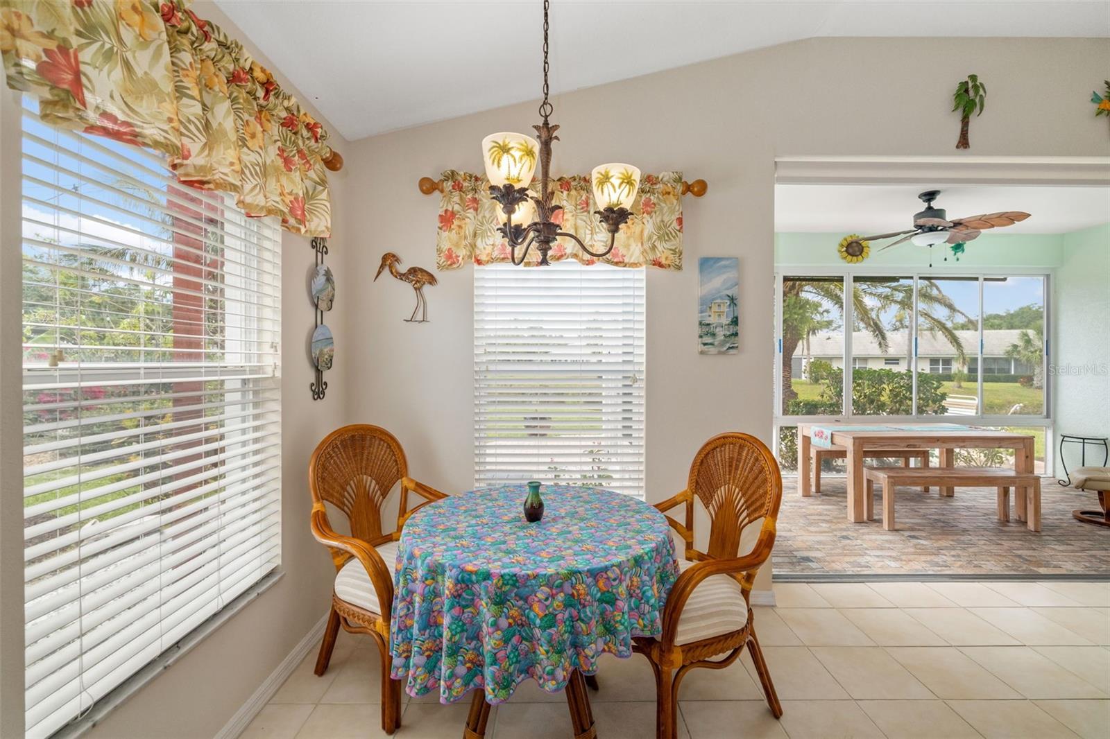 Image 13 of 71 For 128 Braemar Avenue