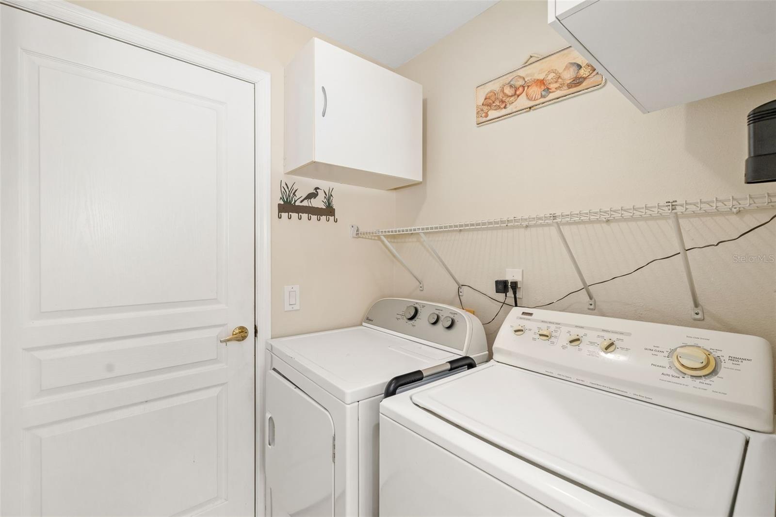 Image 32 of 71 For 128 Braemar Avenue