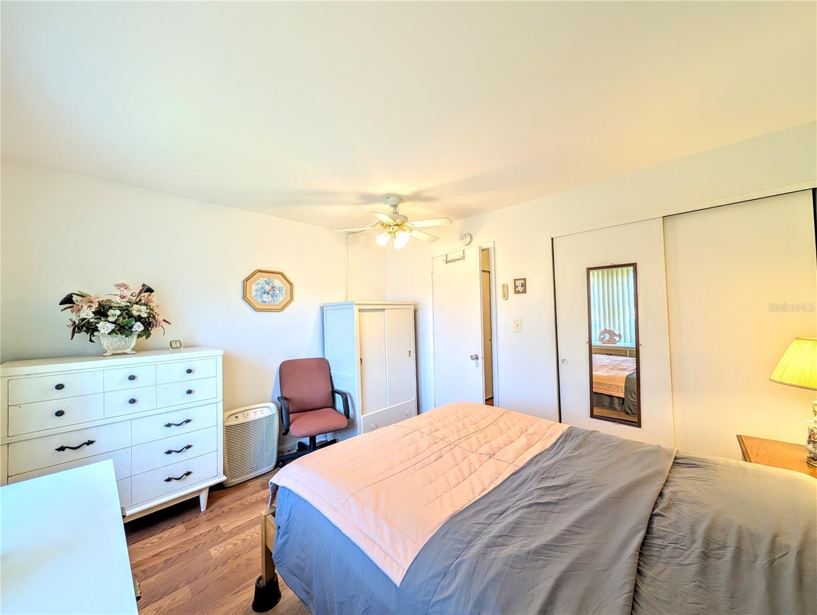 Image 20 of 22 For 1819 Restful Drive N25