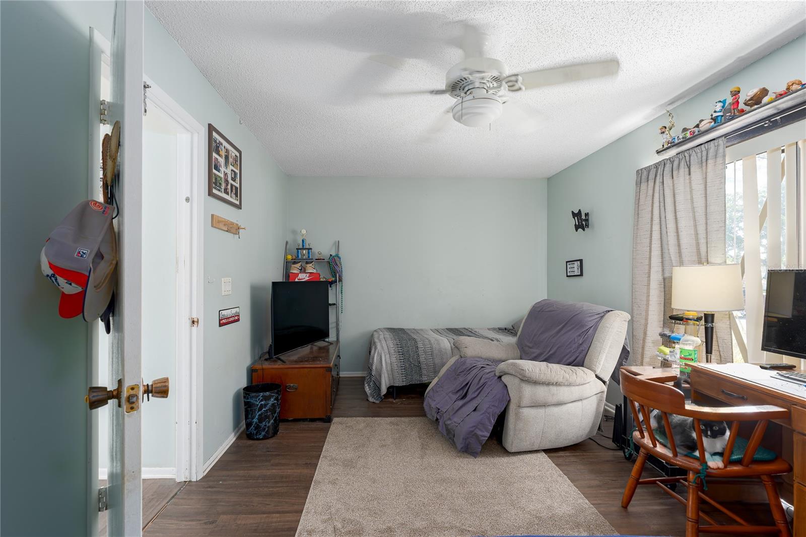 Image 14 of 33 For 4403 5th Avenue W
