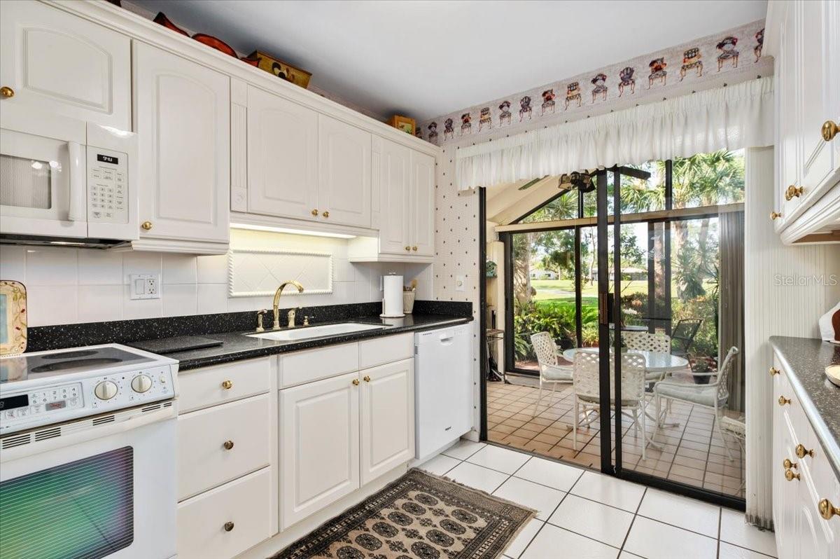 Image 12 of 53 For 5336 Huntingwood Court 24