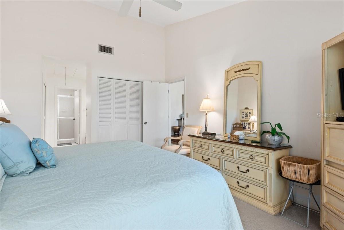Image 18 of 53 For 5336 Huntingwood Court 24