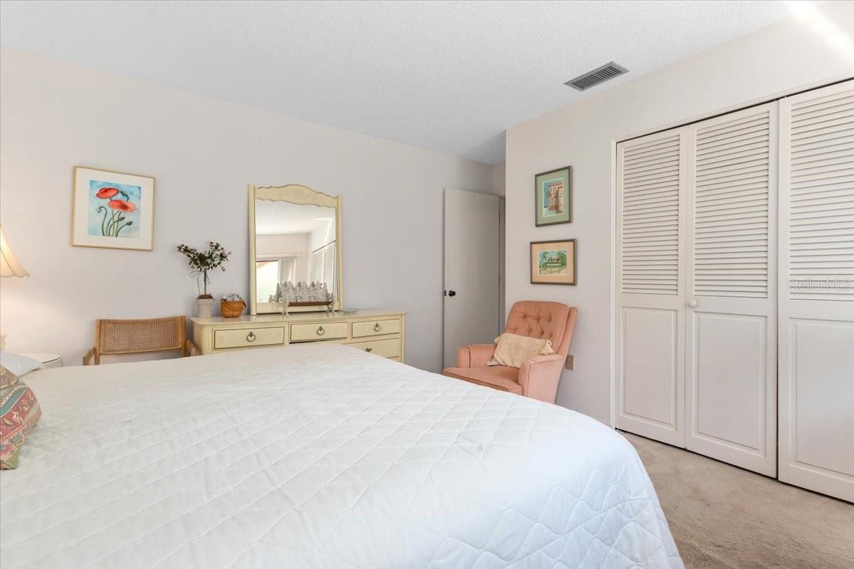 Image 22 of 53 For 5336 Huntingwood Court 24