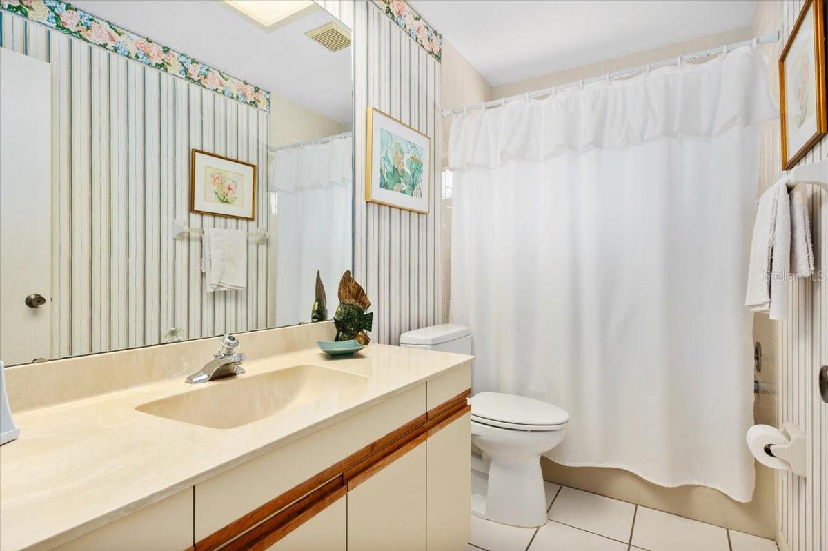 Image 23 of 53 For 5336 Huntingwood Court 24