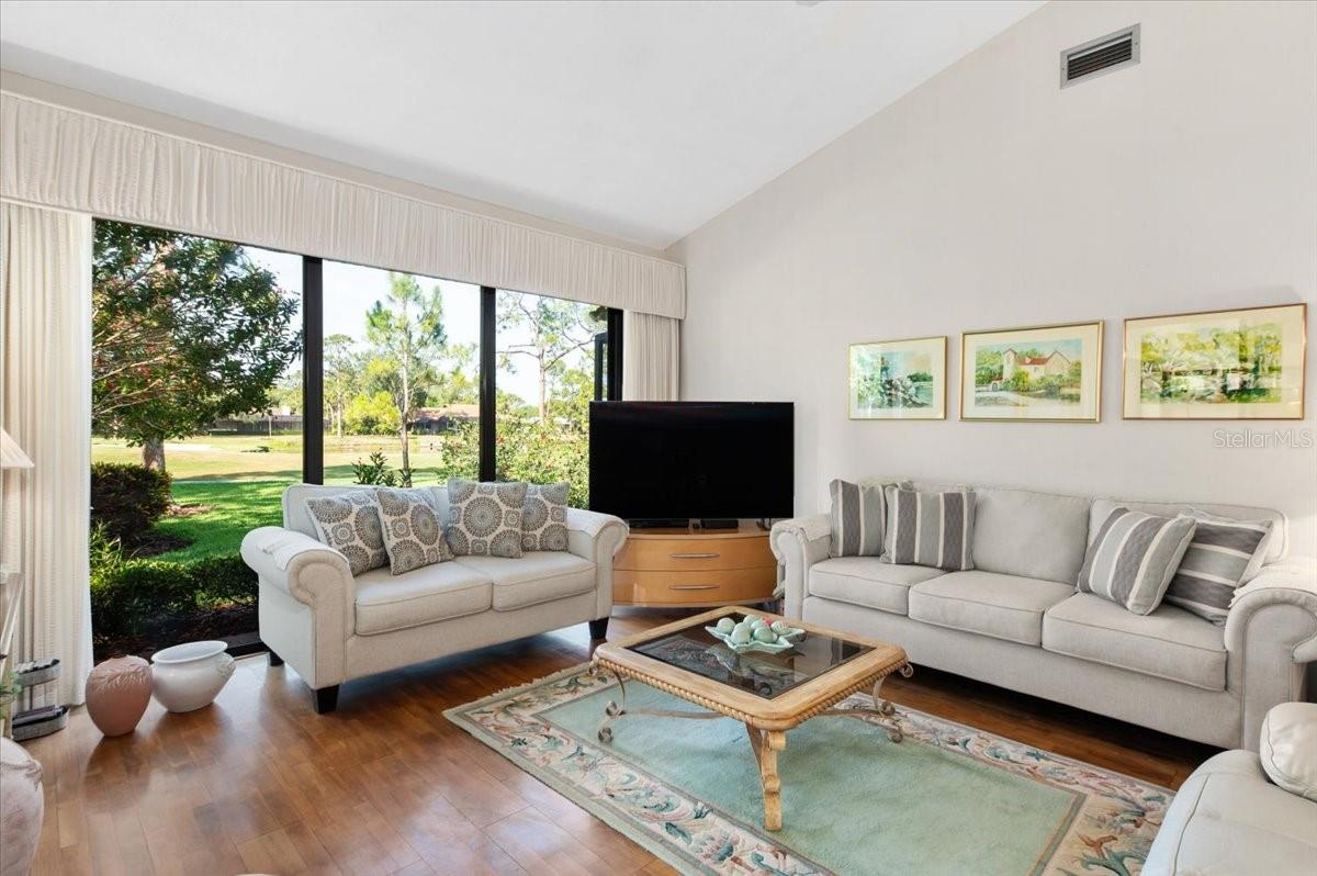 Image 7 of 53 For 5336 Huntingwood Court 24
