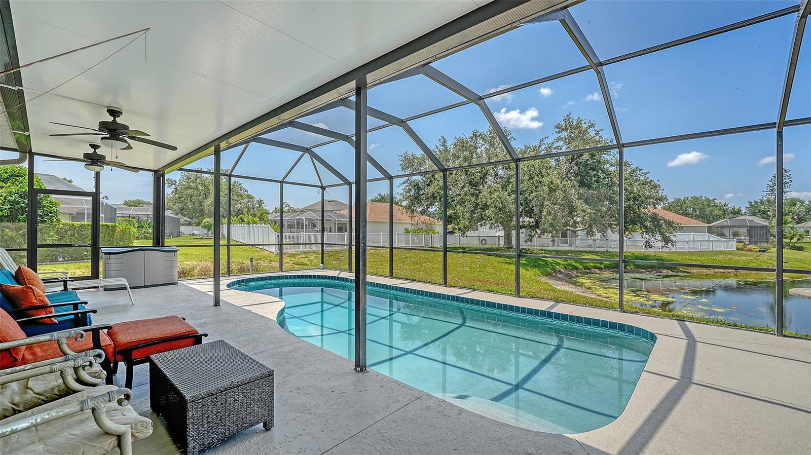 Image 31 of 50 For 12339 Hollybush Terrace