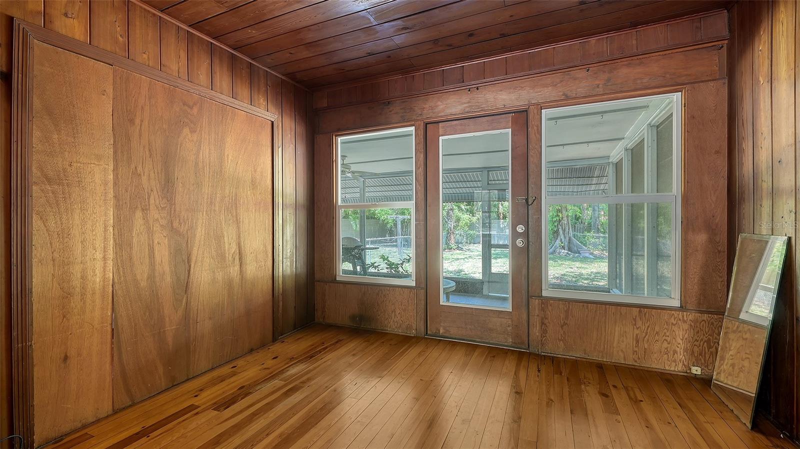 Image 12 of 34 For 1931 Bahia Vista Street