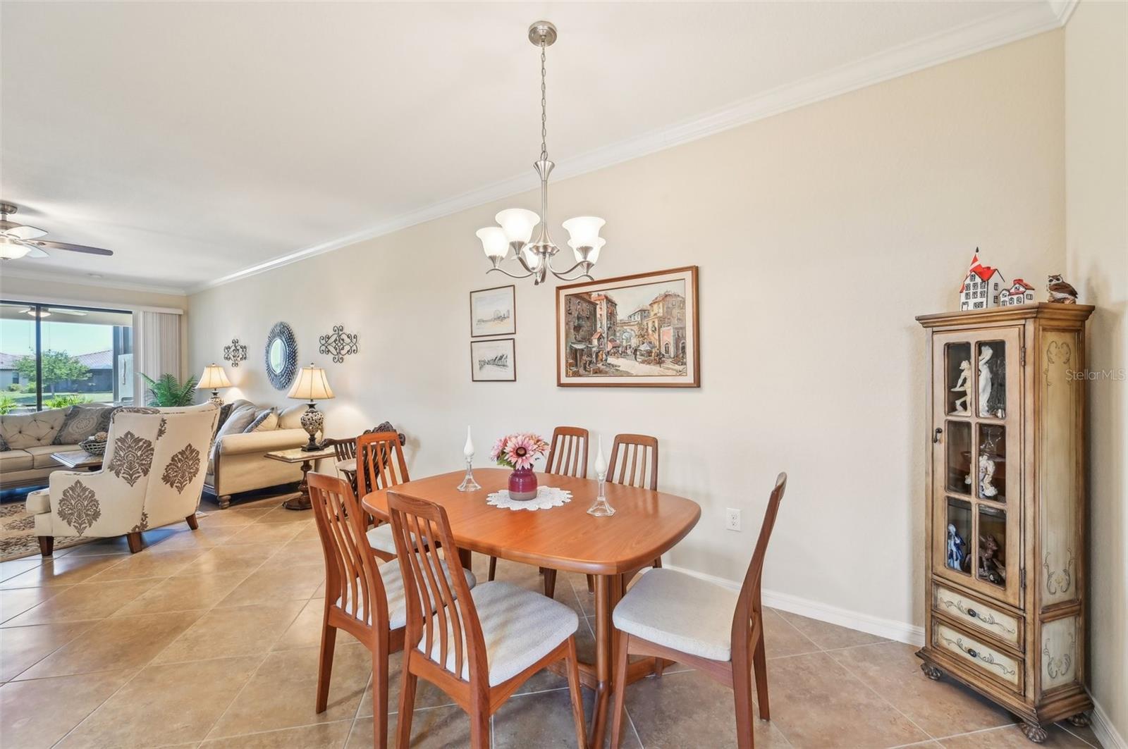 Image 11 of 62 For 12640 Felice Drive