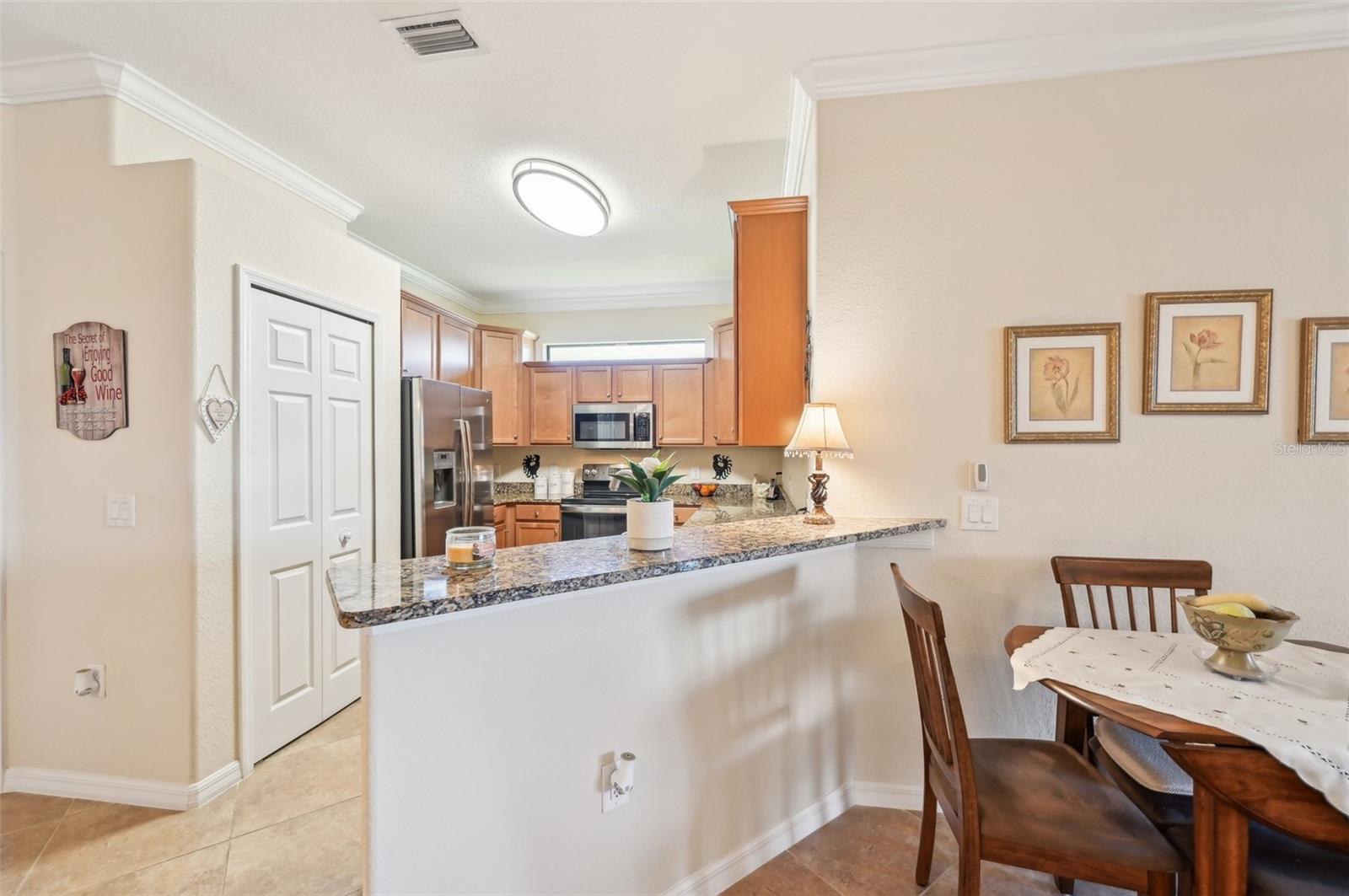Image 13 of 62 For 12640 Felice Drive