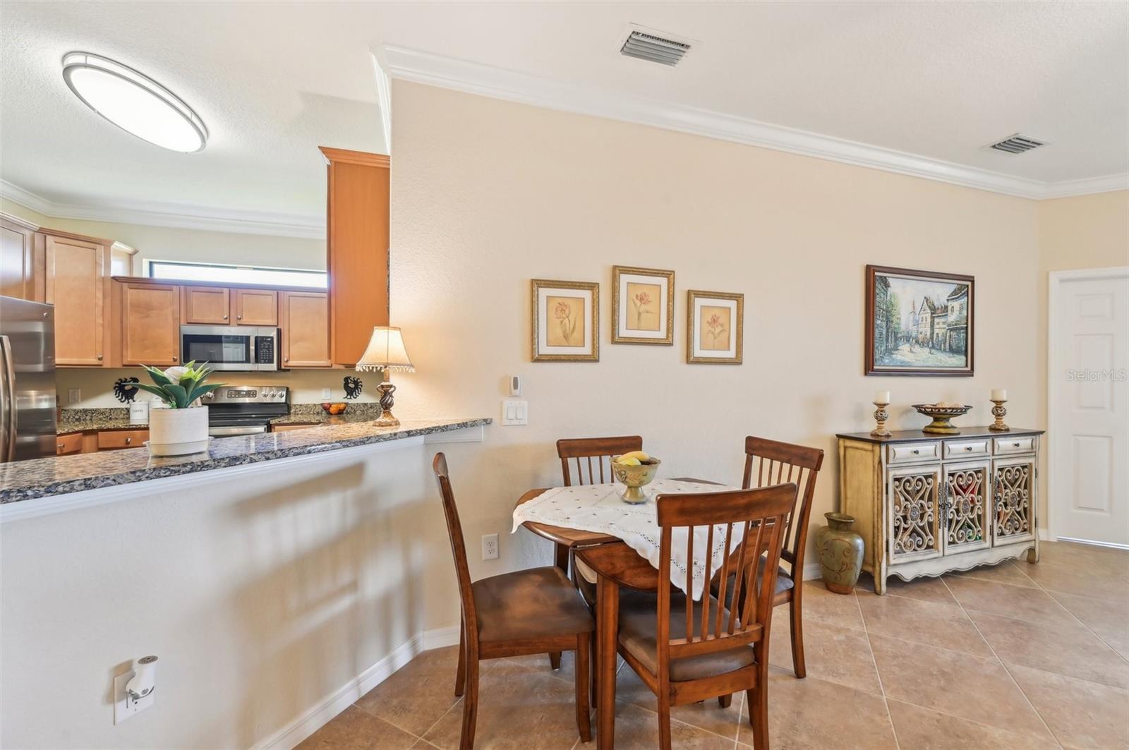 Image 15 of 62 For 12640 Felice Drive