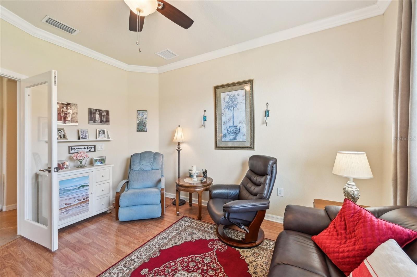 Image 21 of 62 For 12640 Felice Drive