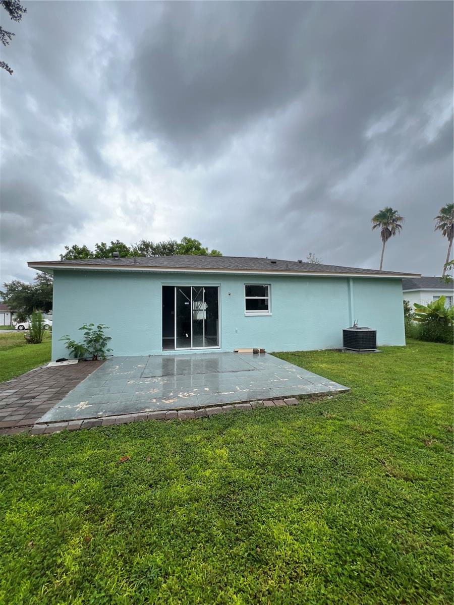 Image 16 of 20 For 1719 24th Street E