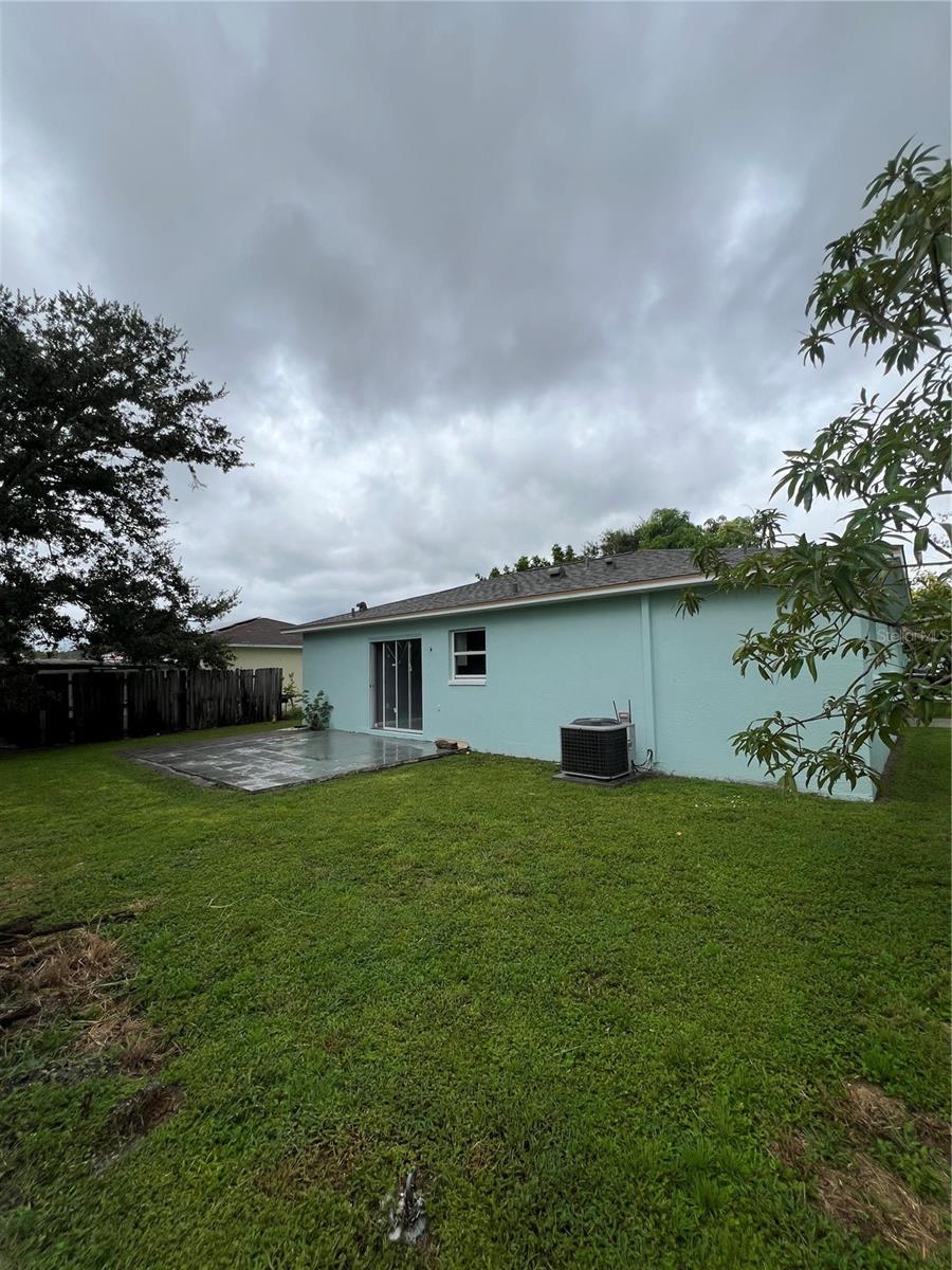 Image 17 of 20 For 1719 24th Street E