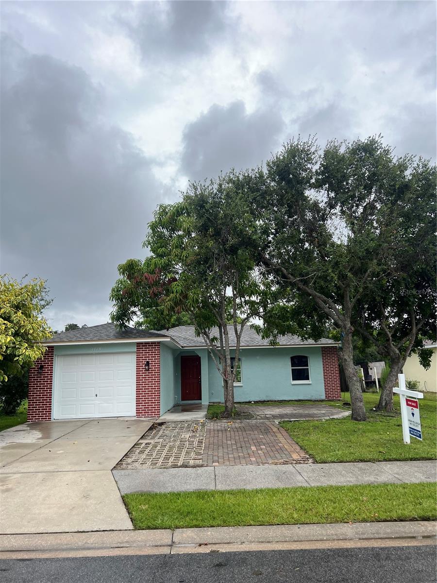 Image 3 of 20 For 1719 24th Street E