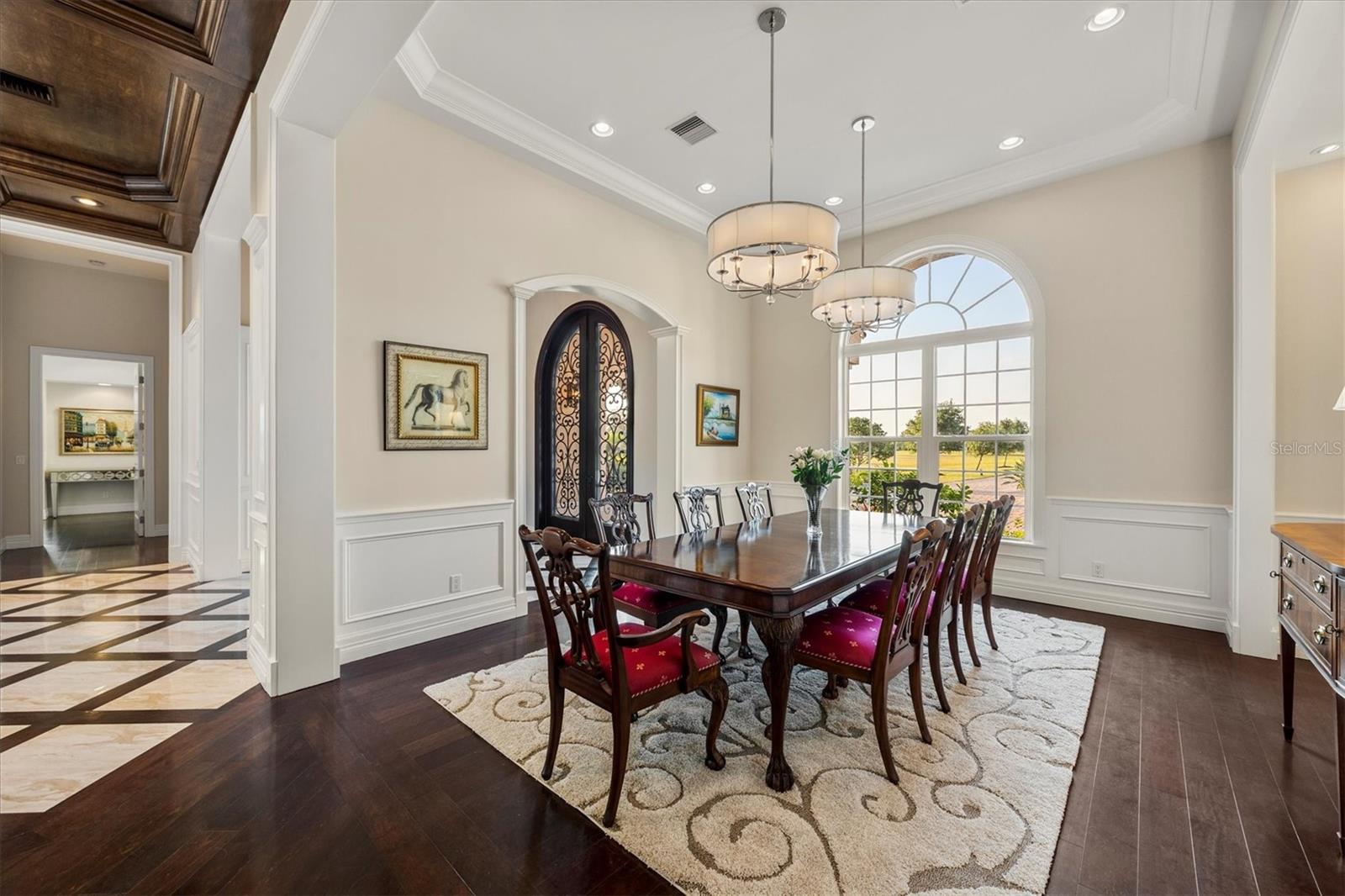 Image 11 of 44 For 20706 79th Avenue E