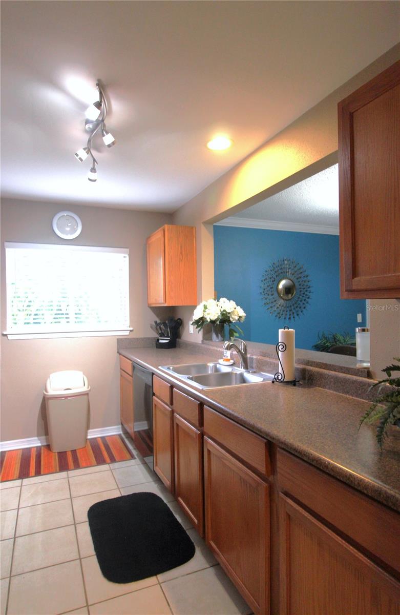 Image 3 of 17 For 1959 Toucan Way 204