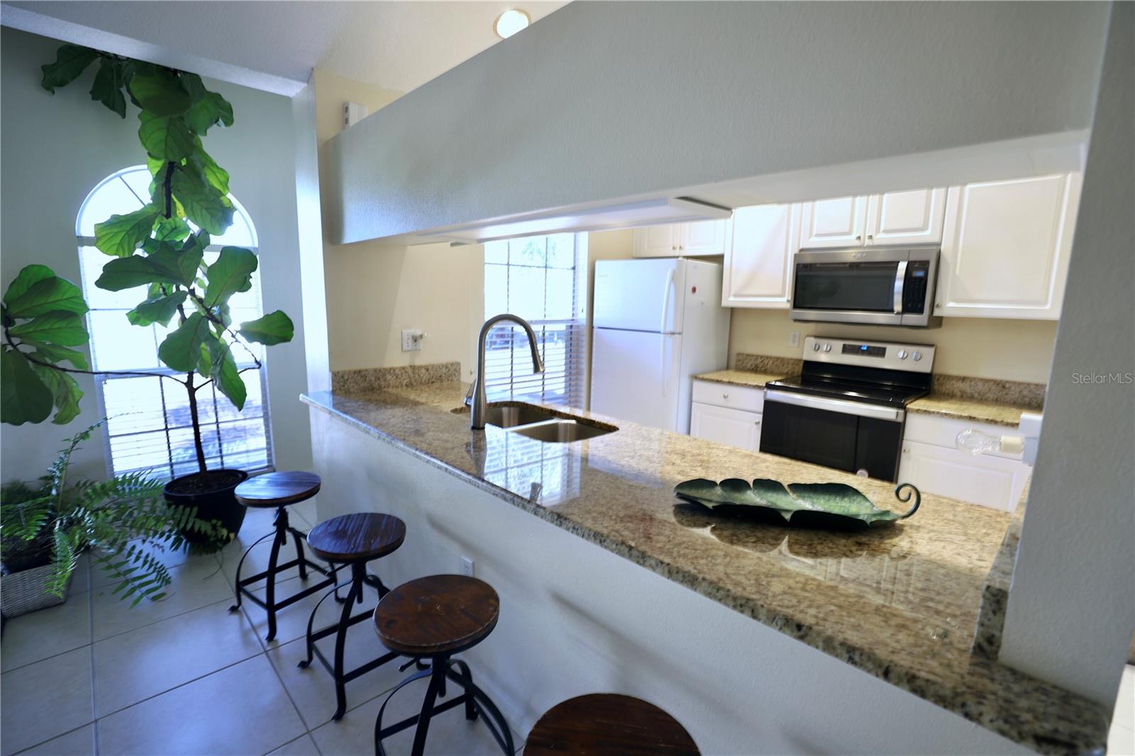 Image 6 of 70 For 8370 Wingate Drive 724