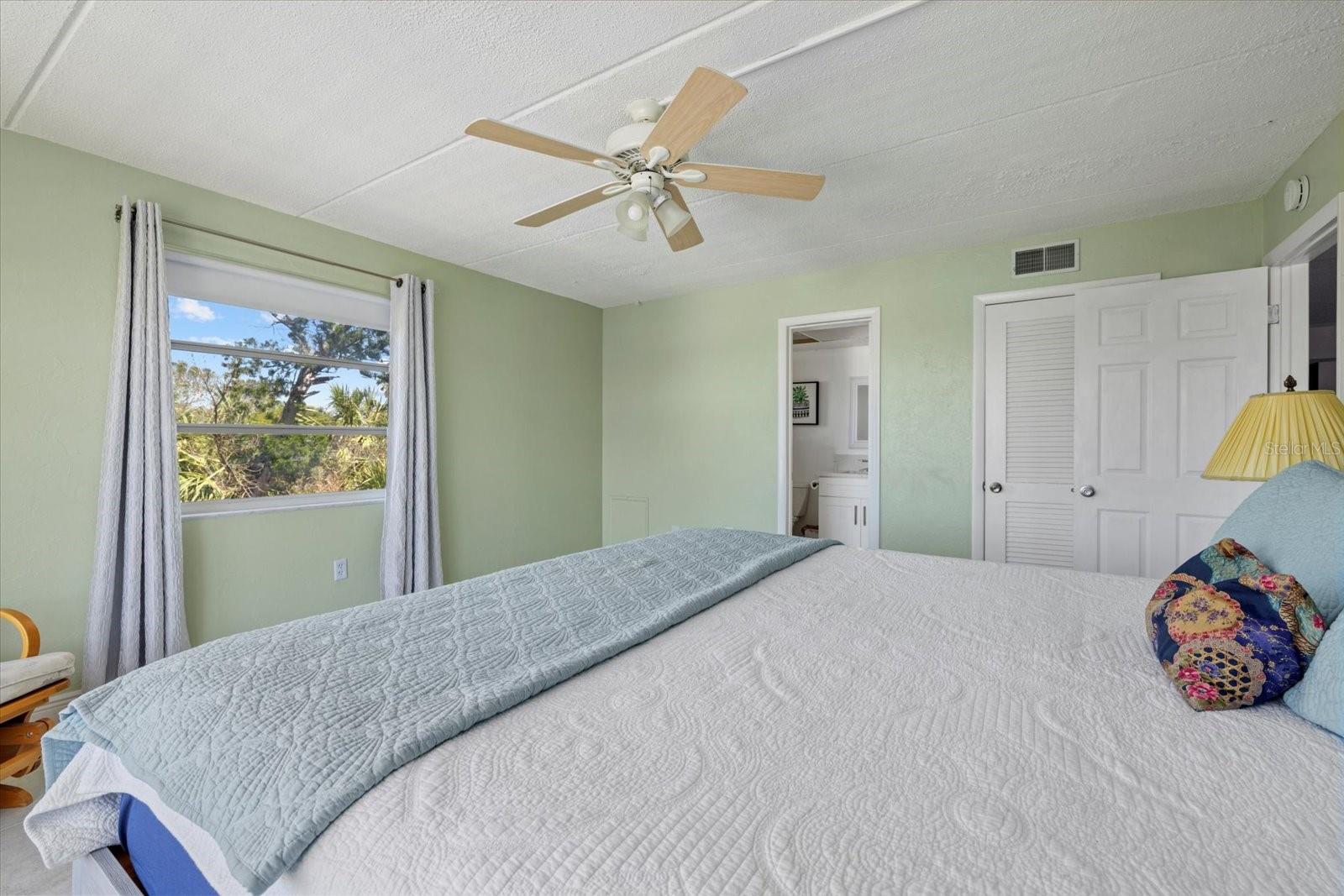 Image 15 of 28 For 3806 Gulf Of Mexico Drive C311
