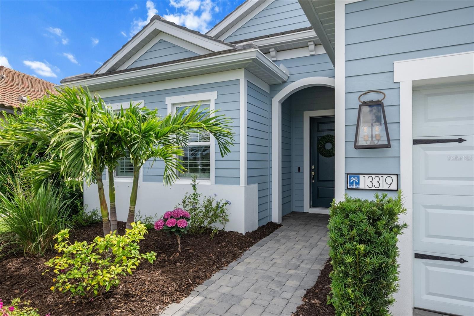 Image 10 of 97 For 13319 Deep Blue Pl