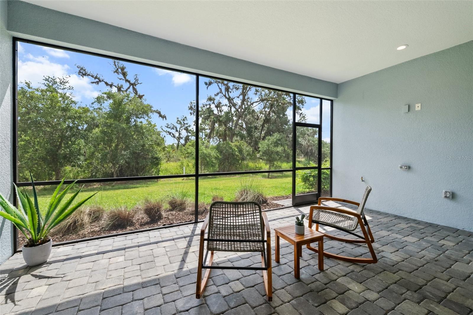 Image 44 of 97 For 13319 Deep Blue Pl
