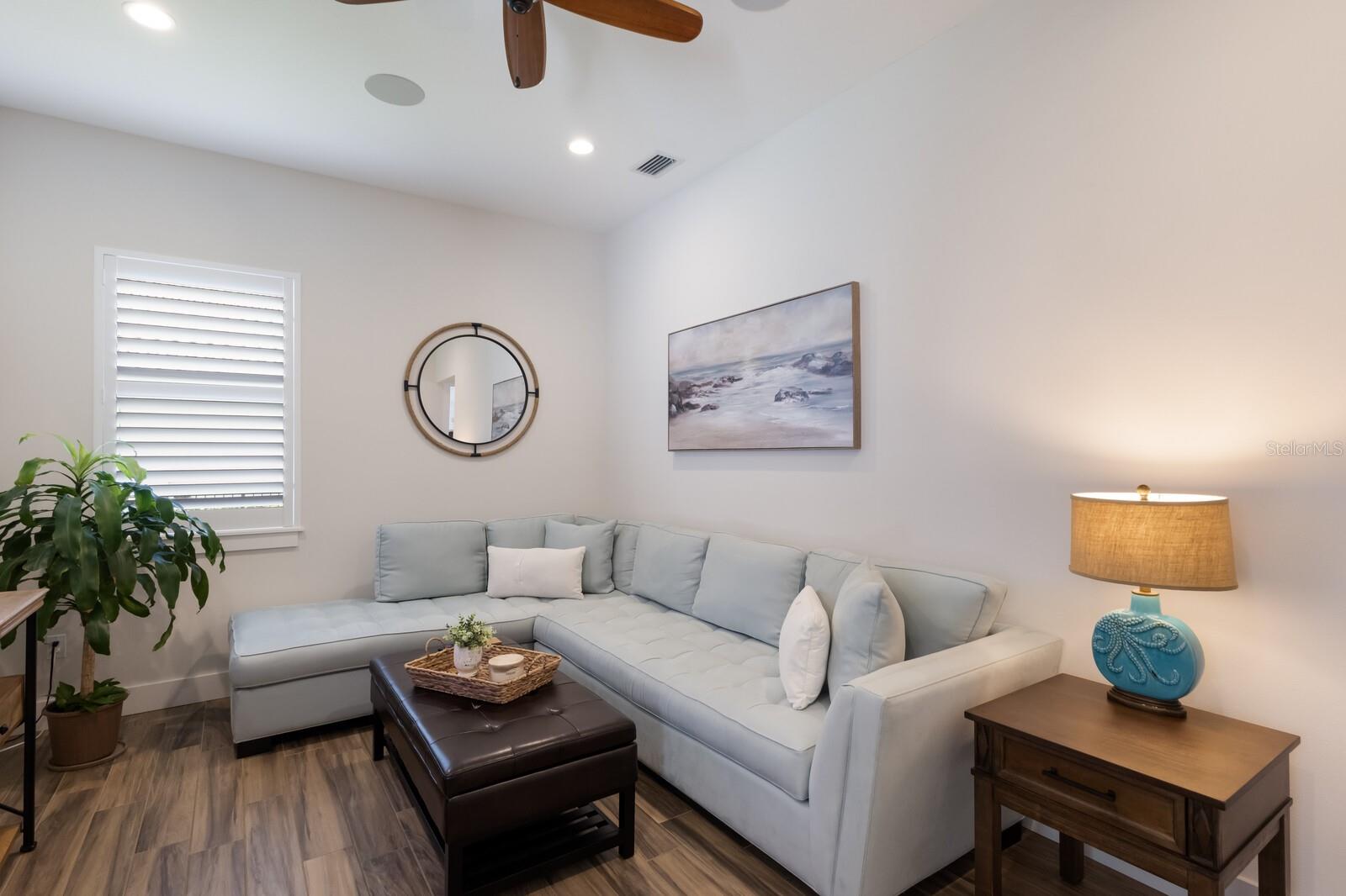 Image 31 of 50 For 14210 9th Terrace Ne
