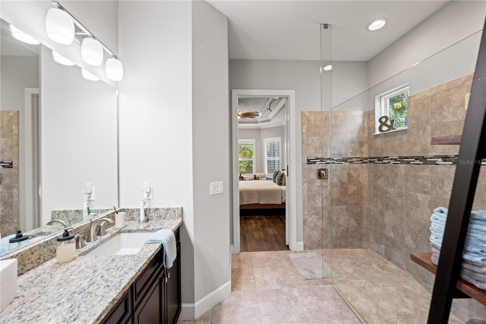 Image 16 of 39 For 9774 Highland Park Place