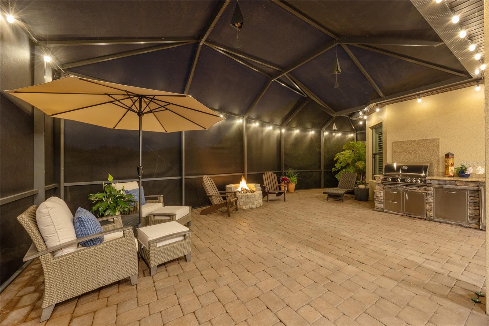 Image 5 of 39 For 9774 Highland Park Place