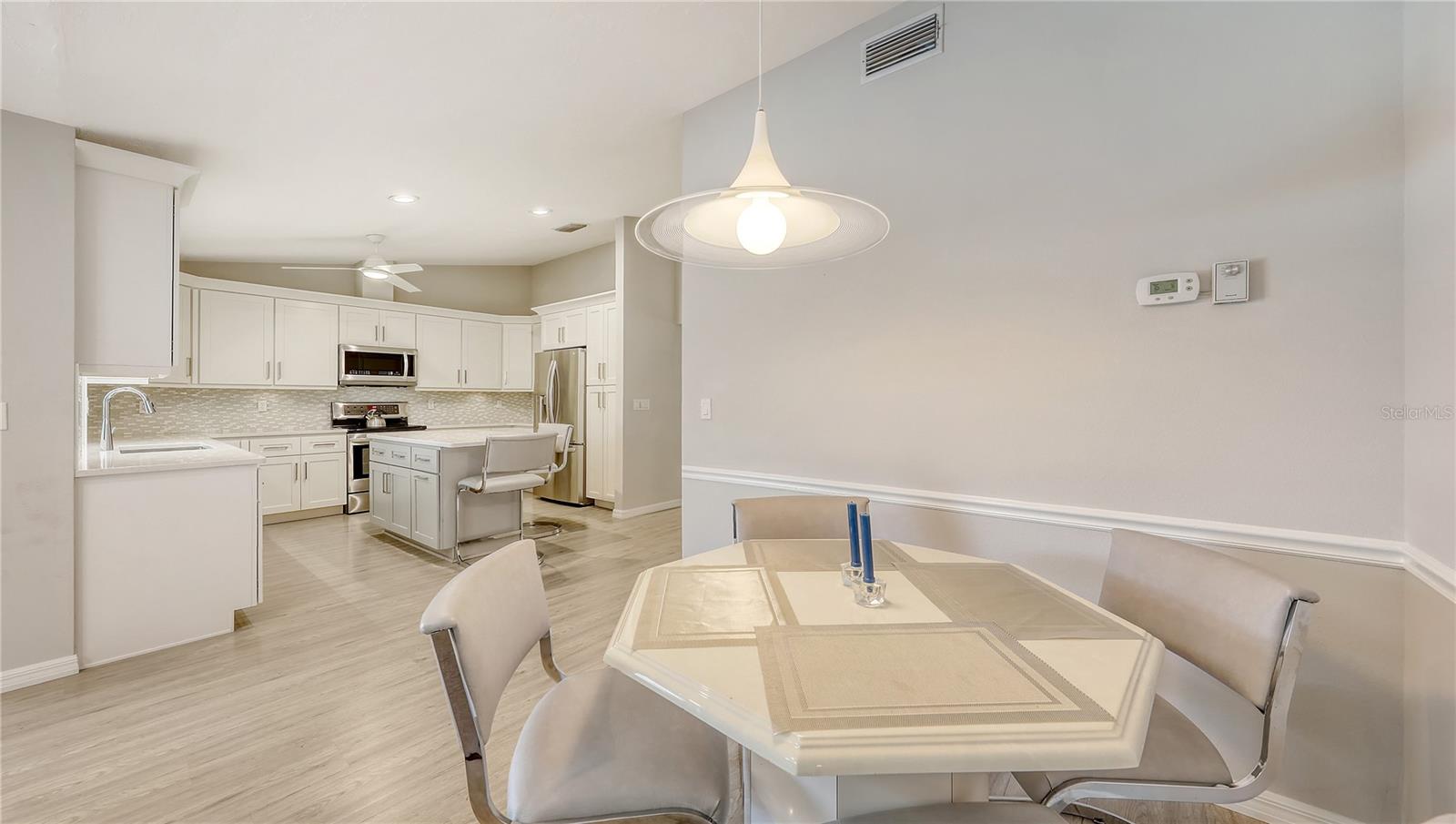 Image 15 of 39 For 3608 Avenida Madera