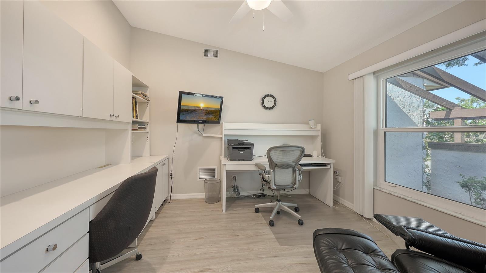 Image 8 of 39 For 3608 Avenida Madera
