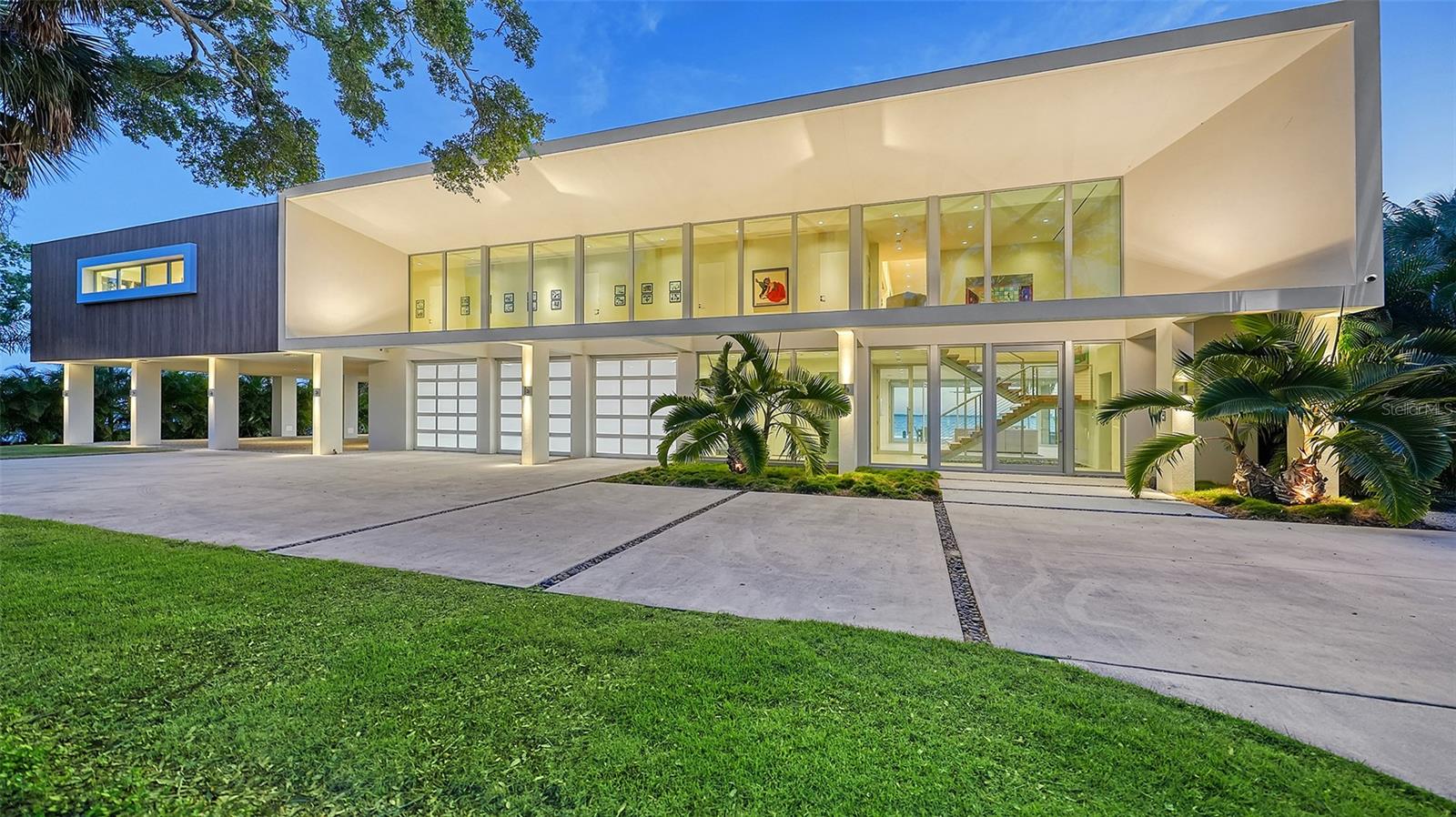 Image 2 of 31 For 4123 Bay Shore Road