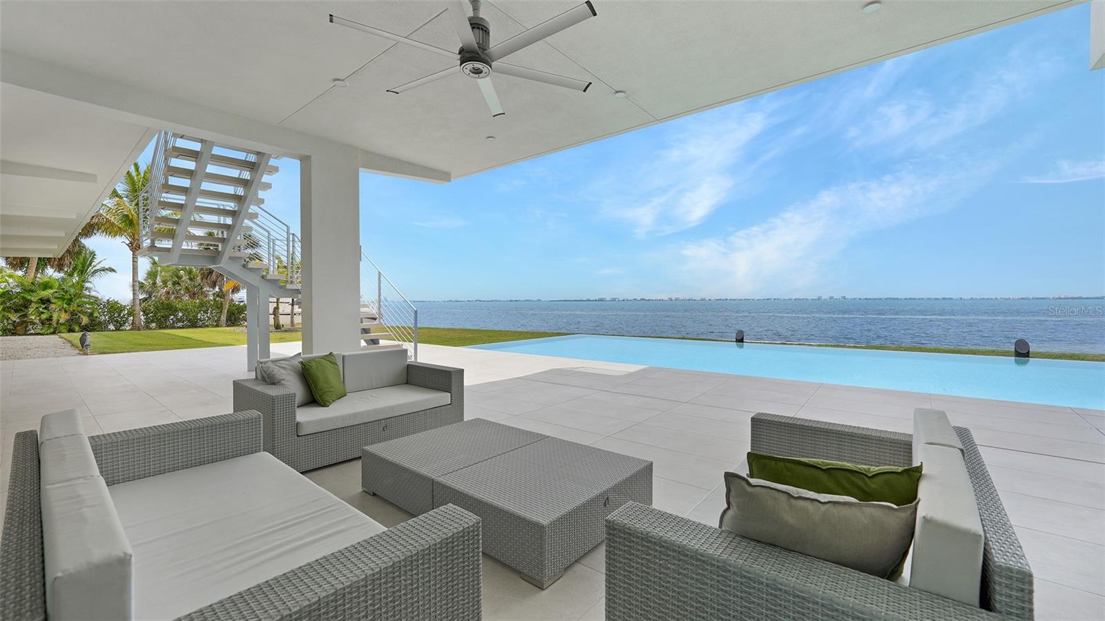 Image 27 of 31 For 4123 Bay Shore Road