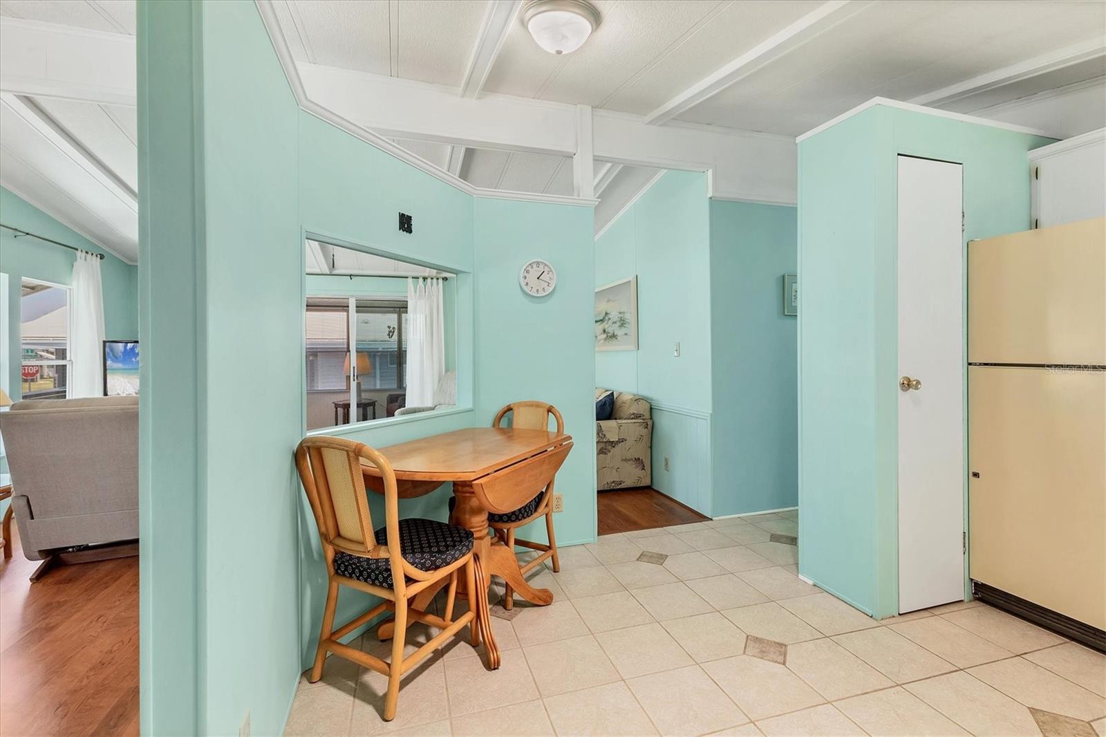Image 10 of 47 For 4519 14th Street E
